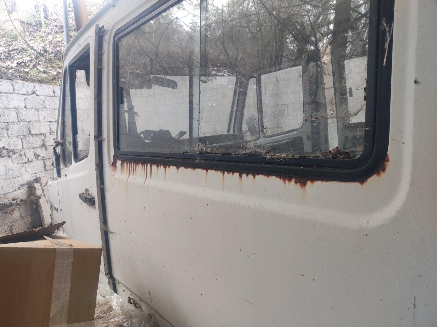 Mercedes Benz 207 D 9 posti