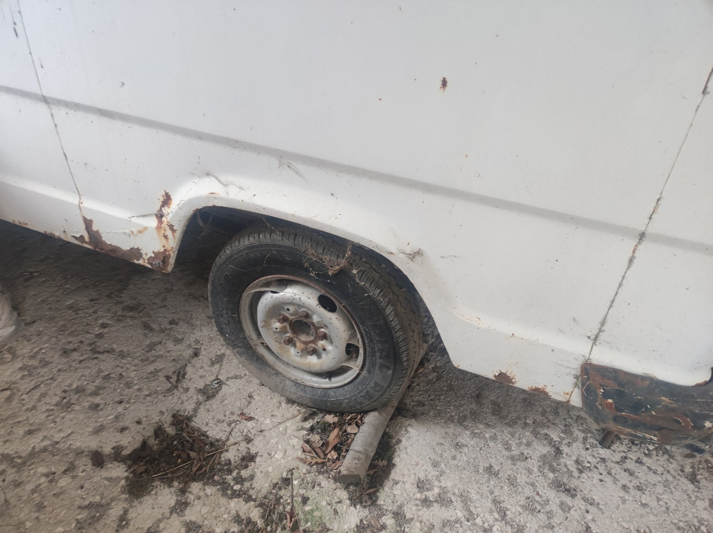 Mercedes Benz 207 D 9 posti