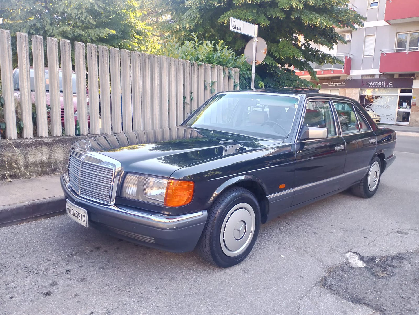 Mercedes Benz 300 SE W126