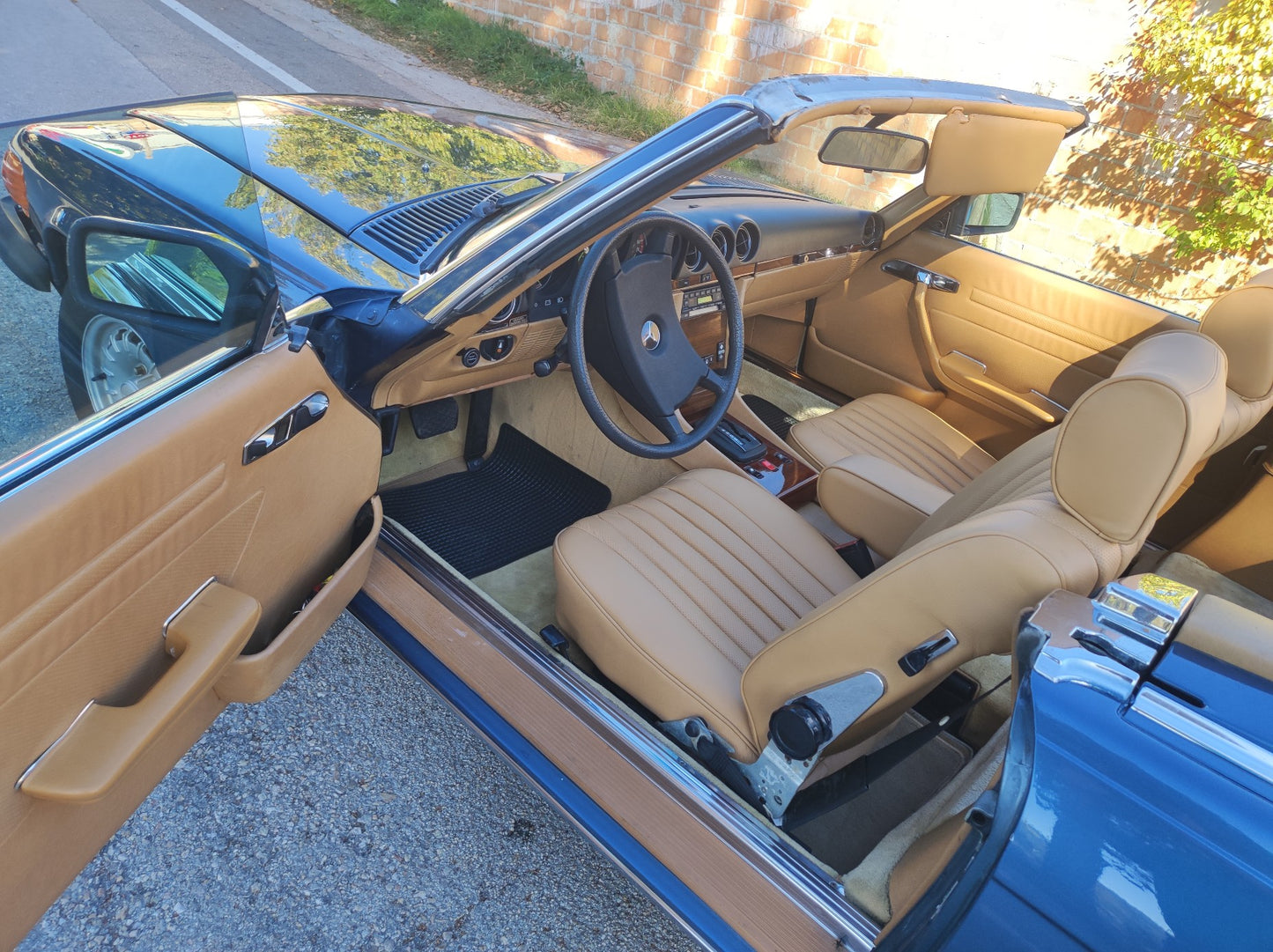 Mercedes Benz 380 SL R107