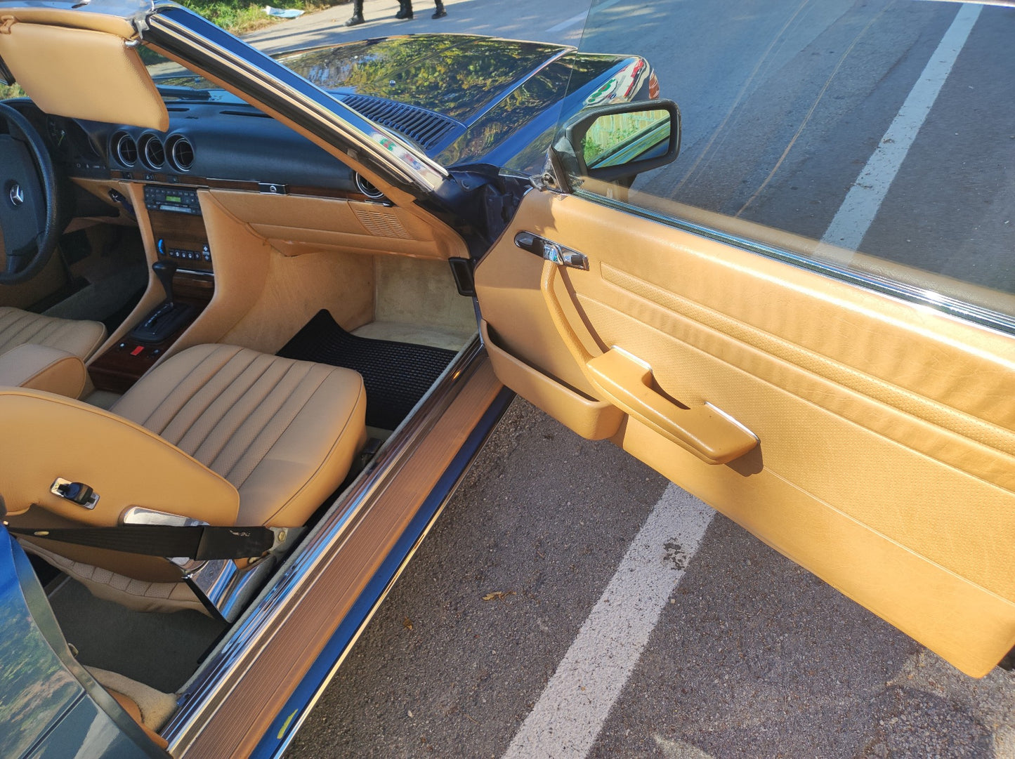 Mercedes Benz 380 SL R107