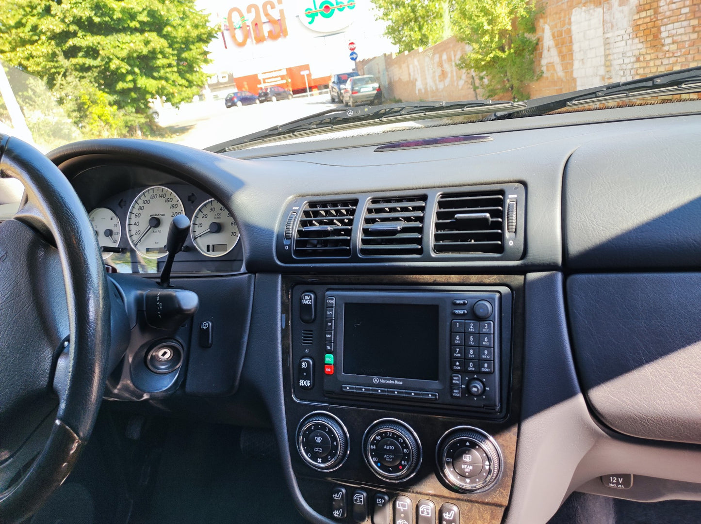 Mercedes Benz ML 55 AMG