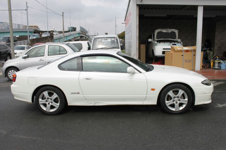 Nissan Silvia S15 spec R
